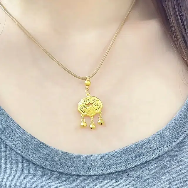 999