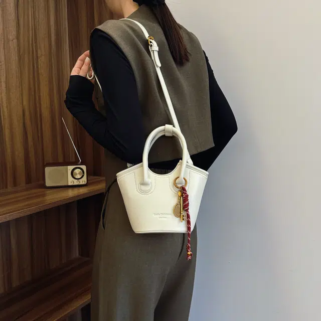 KARUISHA PU