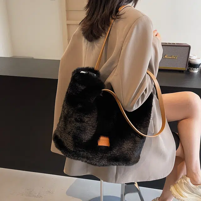 KARUISHA INS