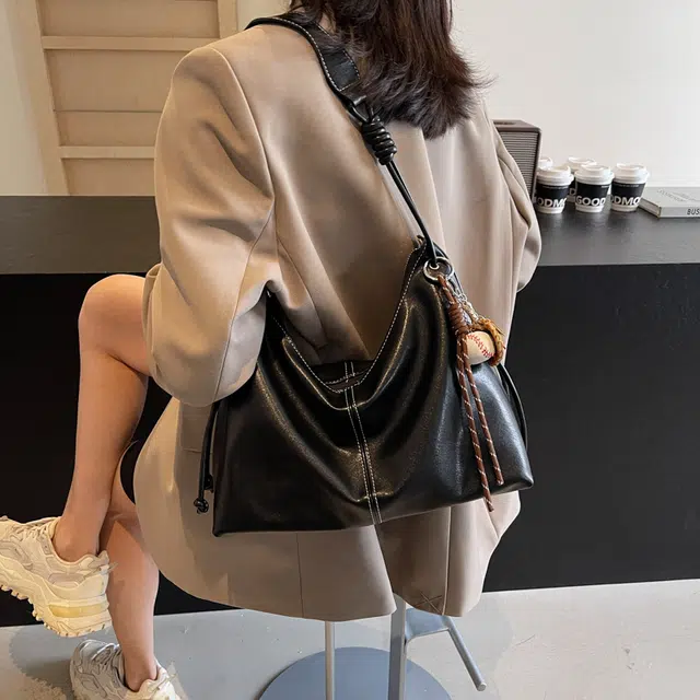 KARUISHA PU Tote