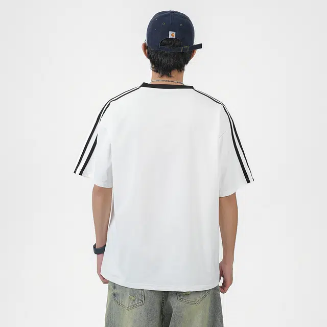 EVE Jeans LogoT