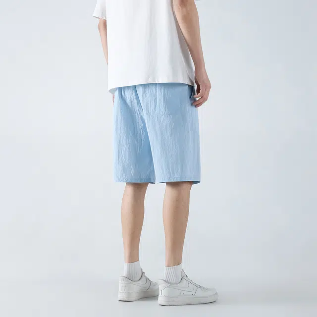 EVE Jeans logo