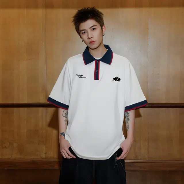 EVE Jeans LogoPolo