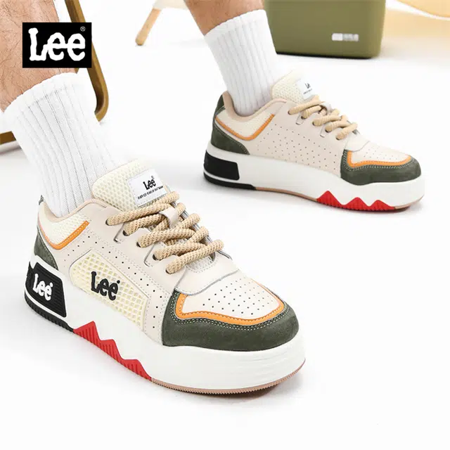 Lee