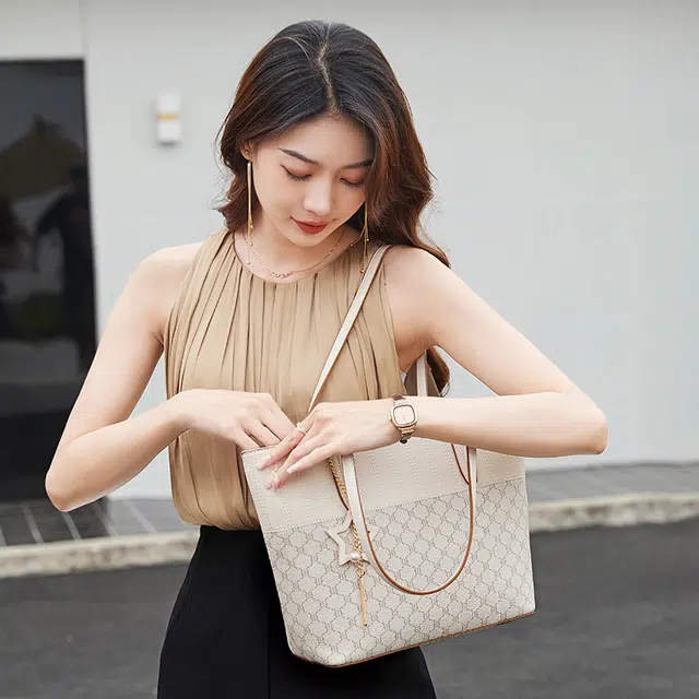 PESASRIE ins PVC Tote