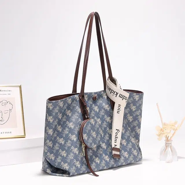 PESASRIE Tote PVC