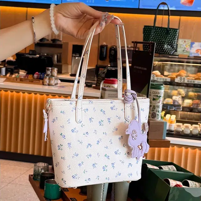 PESASRIE PU Tote