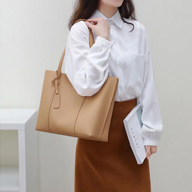 PESASRIE Tote