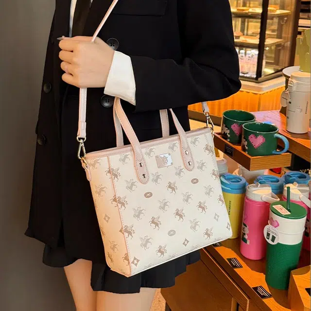 PESASRIE PU Tote