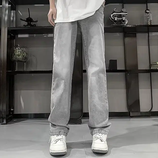 a02