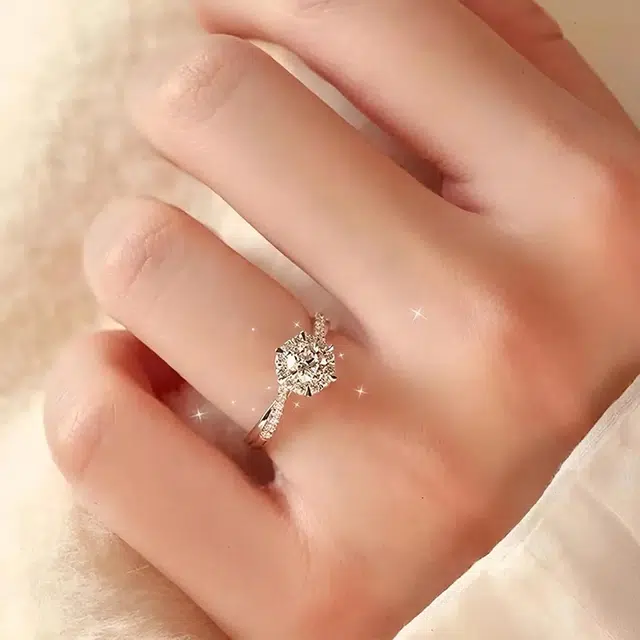 925