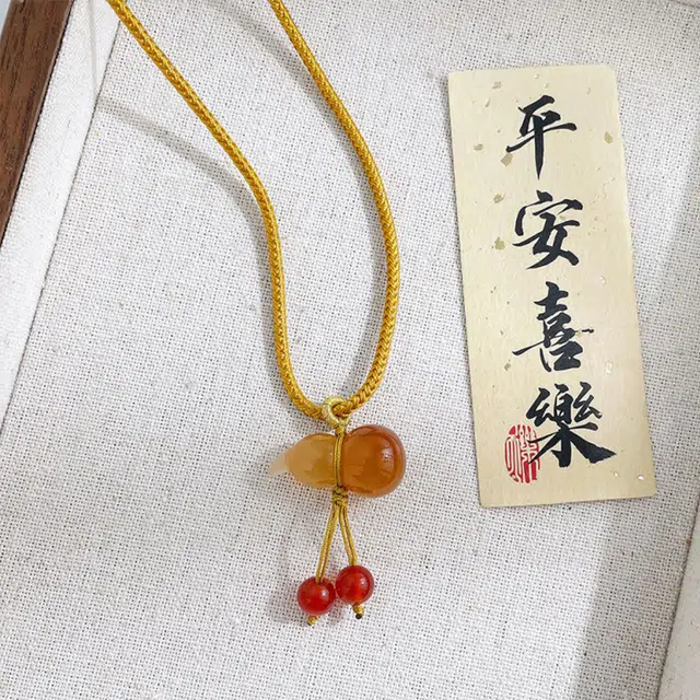 御龙镜 福禄双至葫芦   时尚精致简约日常百搭款小众这几好运葫招财转运清冷感锁骨链 玛瑙 项链 女款