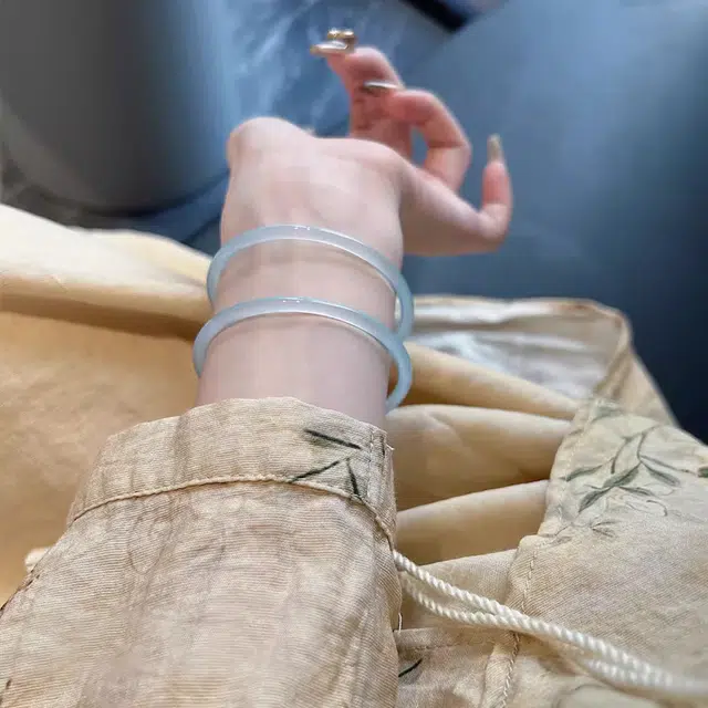御龙镜 荔枝冻新中式古风一步一响清冷感优雅温柔天蓝色清透莹润温婉双圈美人条 玉髓 玉石手镯 女款