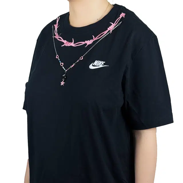 Nike Sportswear T