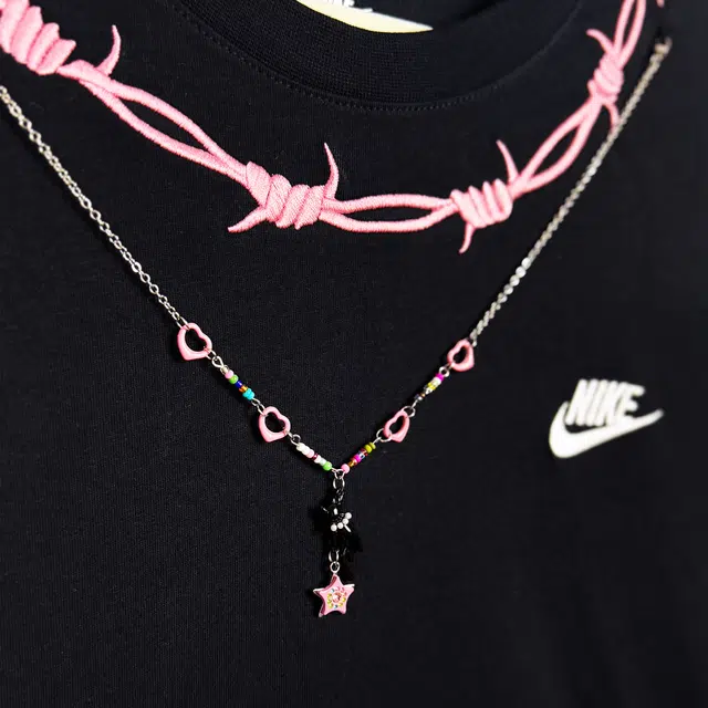 Nike Sportswear T