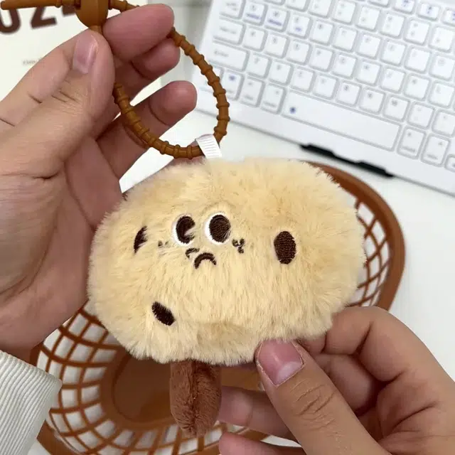 8cm