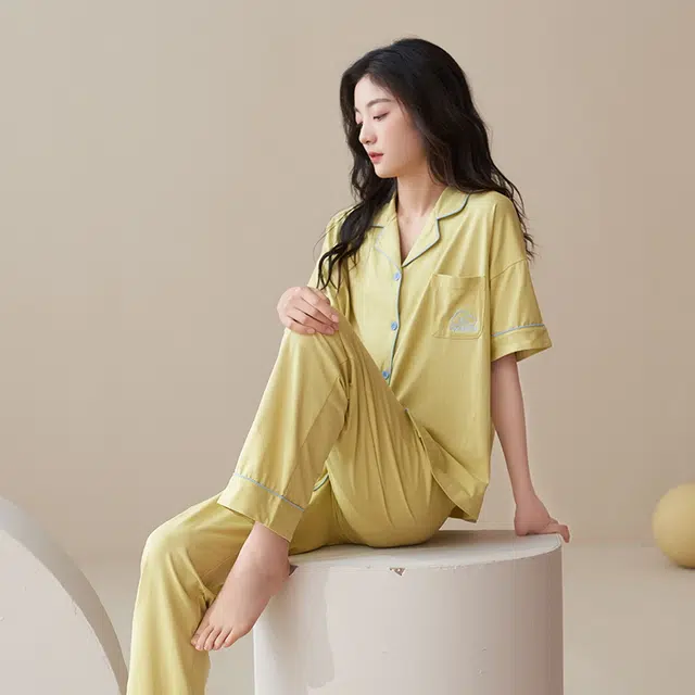 帕兰朵 简约亲肤舒适翻领短袖开衫休闲可外穿家居服长裤睡衣套装 女款 绿黄色