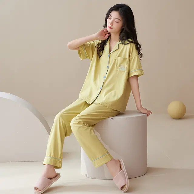 帕兰朵 简约亲肤舒适翻领短袖开衫休闲可外穿家居服长裤睡衣套装 女款 绿黄色