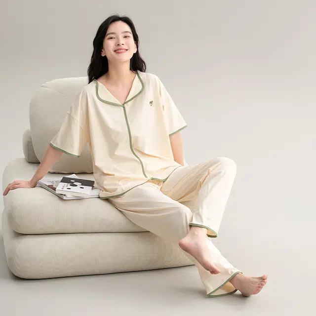 帕兰朵 夏季简约薄款休闲短袖舒适透气亲肤长裤家居服睡衣套装 女款 米白色