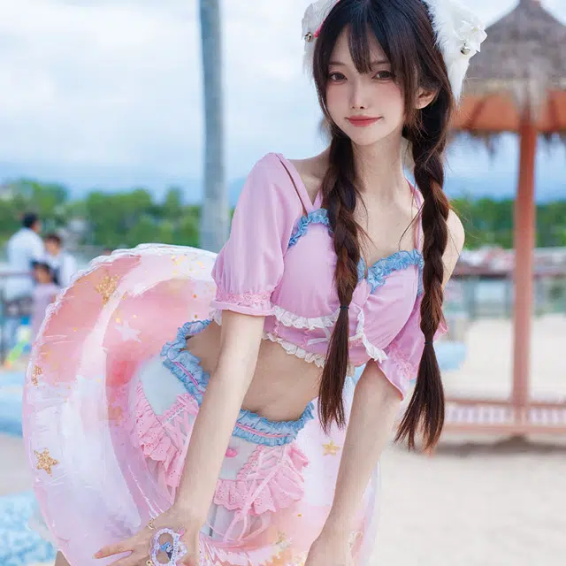 豹了个猫 套头纯色吊带拼接短裙泳衣套装 女款 棉花糖色