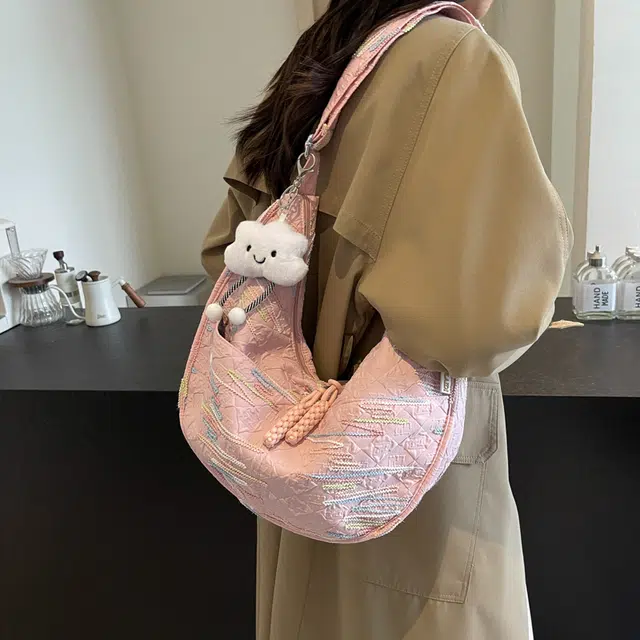 奕旅 时尚流行通勤百搭 布 单肩斜挎包 女款 多色