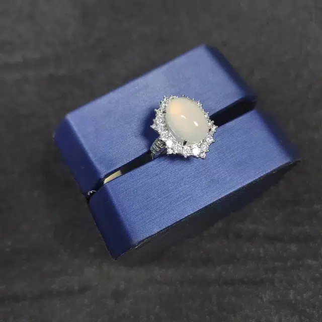 识恩 简约精致轻奢复古国风气质优雅小众清冷高级感温婉细腻 玉髓 玉石戒指 女款