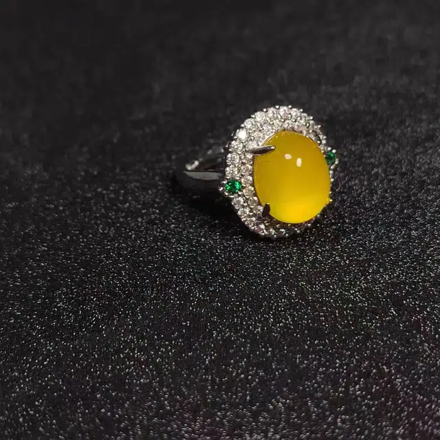 识恩 简约 精致 轻奢 复古国风 气质优雅 小众清冷 高级感 玉髓 戒指 女款