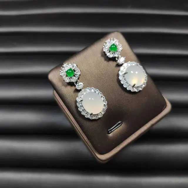 识恩 轻奢复古国风气质 民族风汉服优雅小众清冷高级感温婉细腻 玉髓 玉石耳环 女款