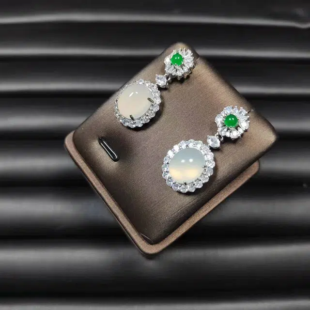 识恩 轻奢复古国风气质 民族风汉服优雅小众清冷高级感温婉细腻 玉髓 玉石耳环 女款