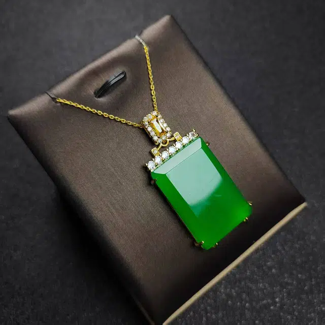 识恩 冰感薄荷绿黄钻温婉气质平安无事牌 新中式精致轻奢优雅小众设计 #好运 玉髓 项链 女款