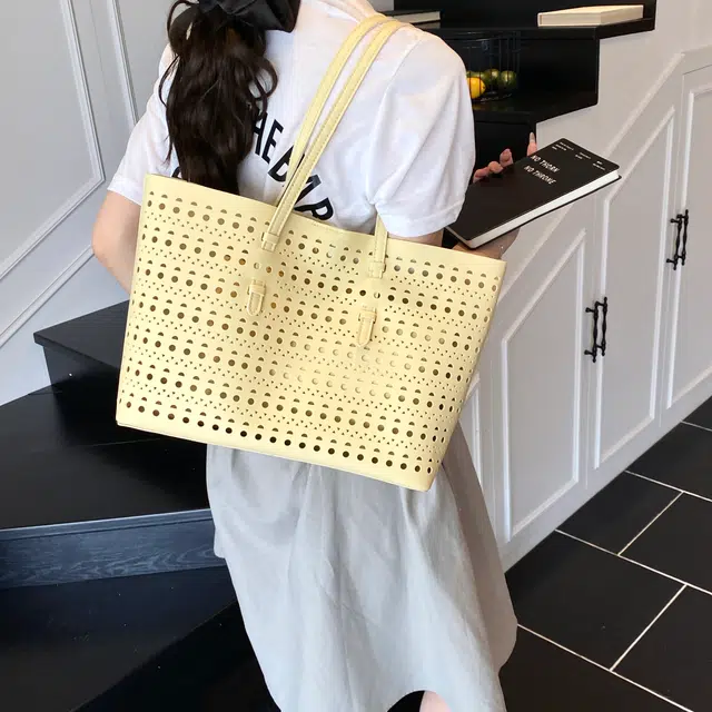 ZAVC PU Tote