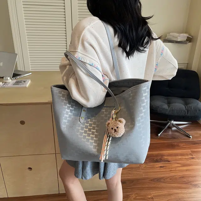 ZAVC PU Tote