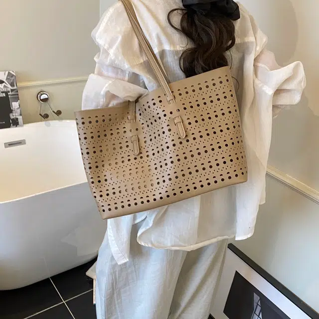 ZAVC PU Tote