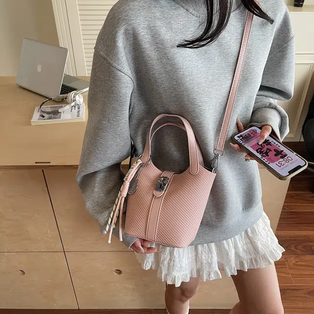 ZAVC ins PU