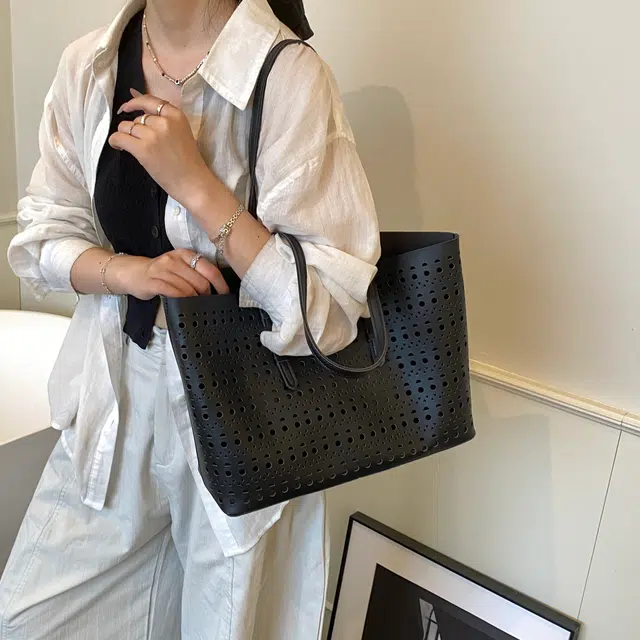 ZAVC PU Tote