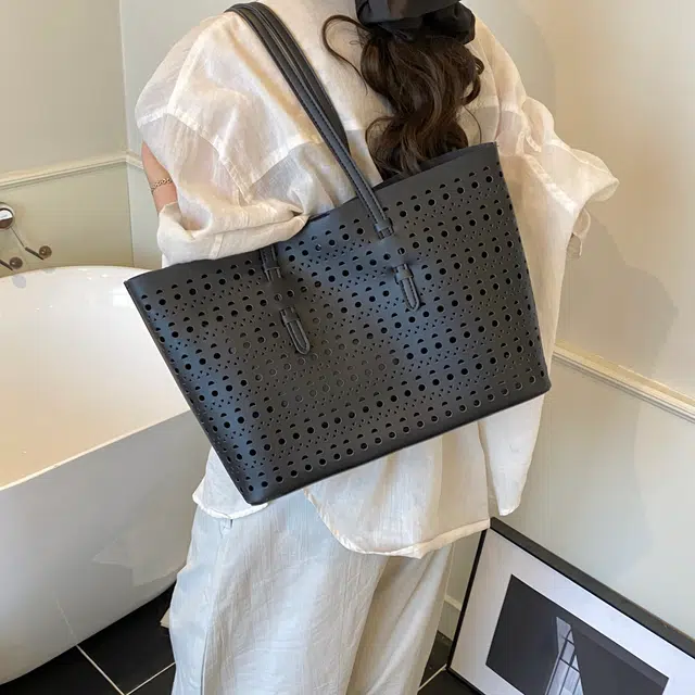 ZAVC PU Tote