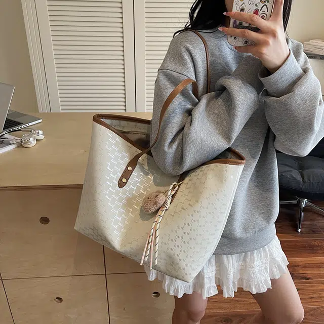 ZAVC PU Tote