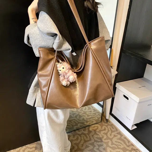 ZAVC PU Tote