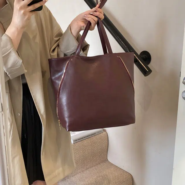 ZAVC PU Tote