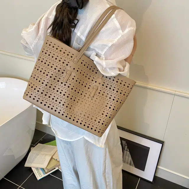 ZAVC PU Tote