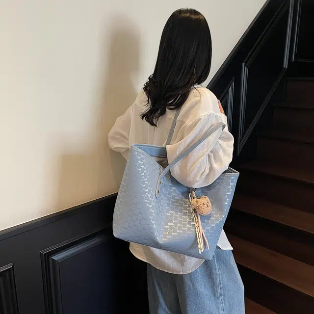 ZAVC PU Tote