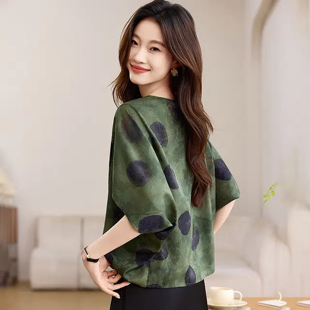 PIERRE CARDIN T