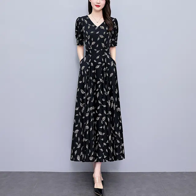 PIERRE CARDIN V