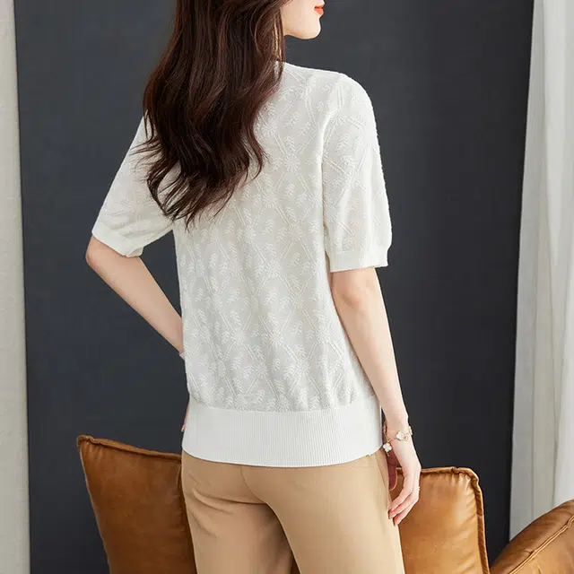 PIERRE CARDIN v T