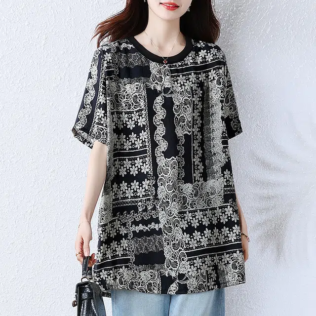 PIERRE CARDIN T