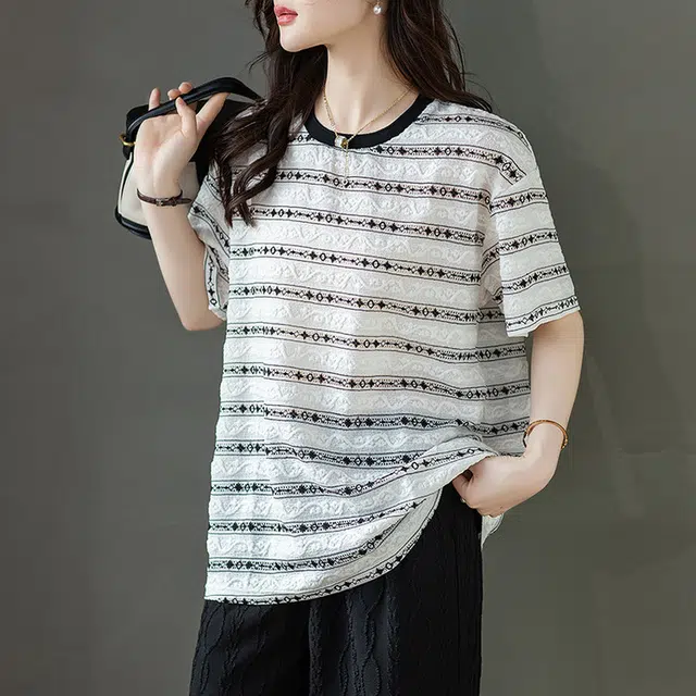 PIERRE CARDIN T