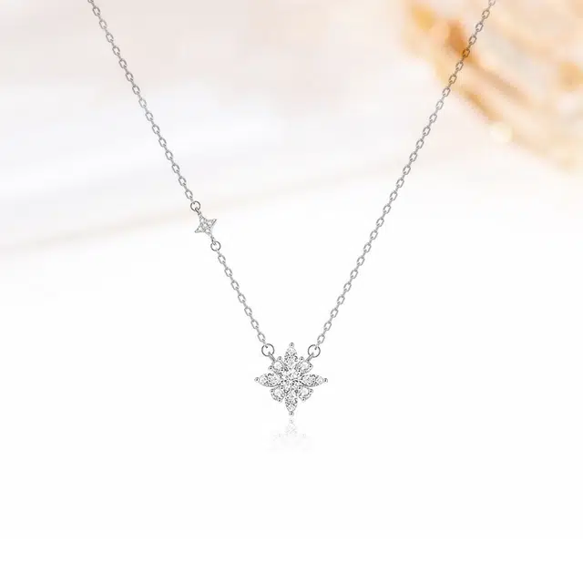 【闪耀星芒】 迎百宝 璀璨满锆轻奢小众设计星星精致简约优雅日常通勤时尚百搭可调节高级感锁骨链 合金 项链 男女同款情侣款