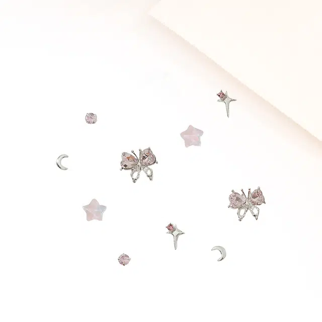 迎百宝 在逃公主星月伴蝶 甜美优雅高级感浅梦粉一周不重样六件套 灵动爆闪气质 合金 耳钉 男女同款情侣款