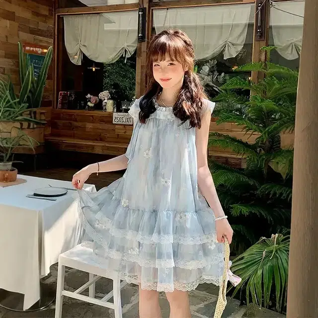 轻迎 法式可爱甜美圆领飞飞袖碎花蕾丝边蓬蓬短裙短袖连衣裙 女款