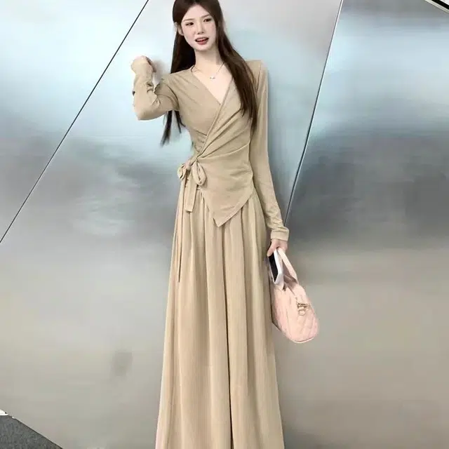轻迎 法式小众设计感不规则绑带上衣阔腿裤休闲套装 女款